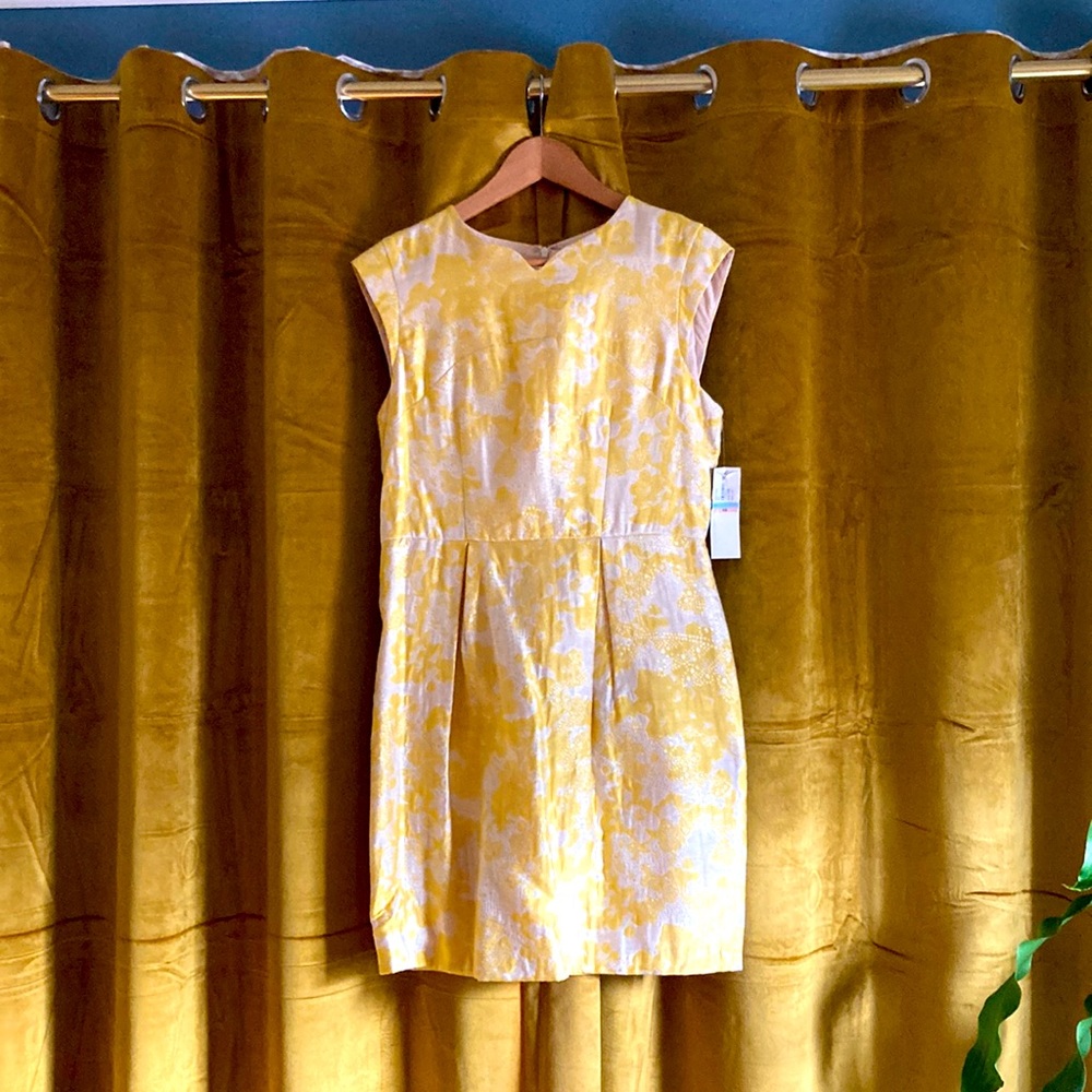 Ivy + Blu yellow gold and cream cap sleeve knee length dress
